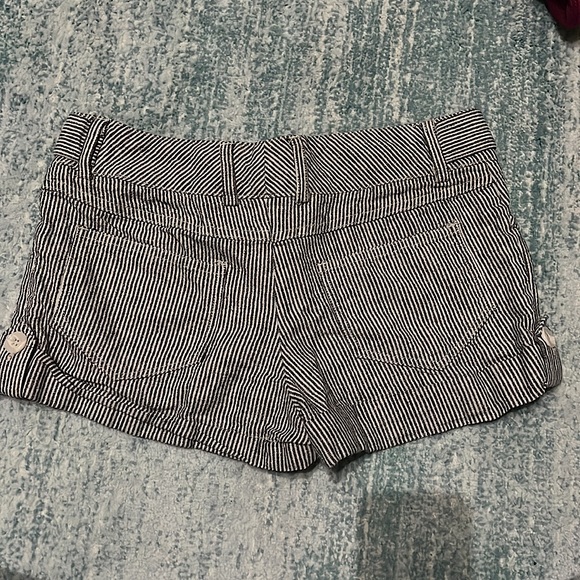 Forever21. Shorts. White Buttons - Picture 2 of 2